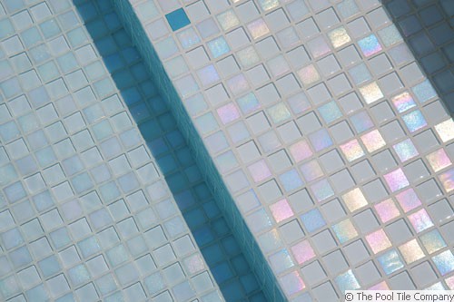White Crystal Pearl Blend Pool Tiles Glass Mosaic Tiles GCR305