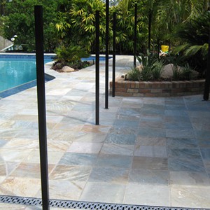 Natural Blend Quartzite Pool Tiles and Coping