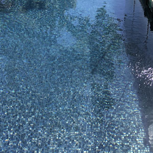 GC105 Black Sea 20mm Glass mosaic tiles tiling a pools interior