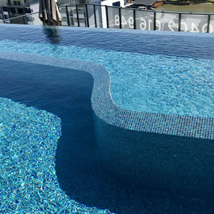 GC210 Peacock Glass mosaic tiles tiling a pools interior