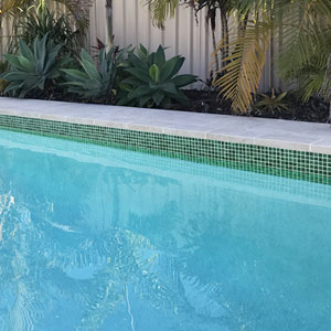 GC220 Daintree 20mm glass mosaic pool tiles in place