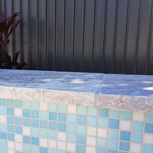 GC450 Anglesea 20mm glass mosaic pool tiles in place
