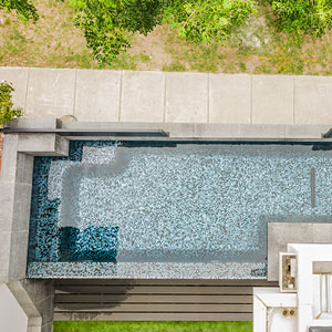 GC445 Peacock Pearl Blend glass mosaics 20mm