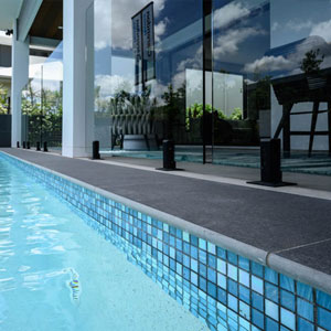 GCR330 Amalfi Crystal Pearl Blend 20mm