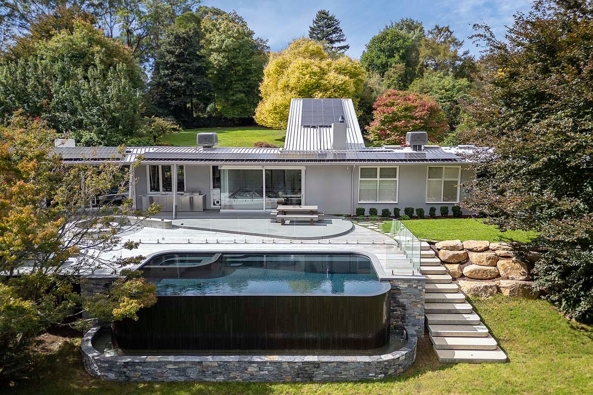 CMC122 Matt Black 48mm 2 Matt Black Cmc122 Fully Tiled Pool 1