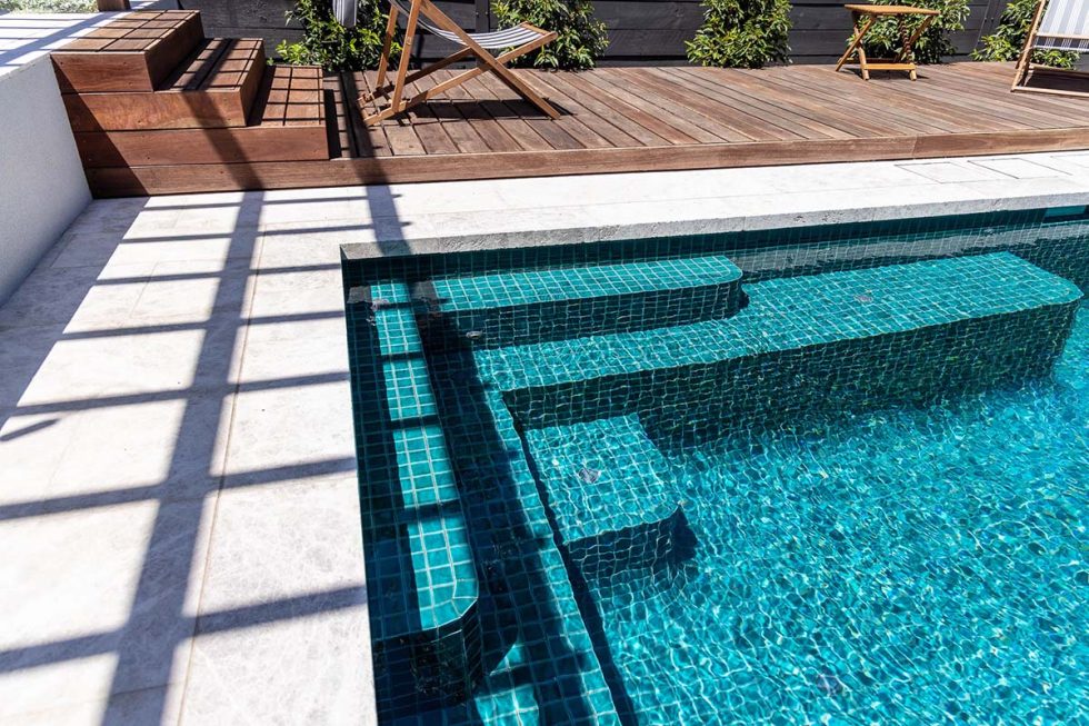 Pool Emerald Color Material Poolside Emerald 48mm Ceramic Mosaic Pool Tiles CMC338