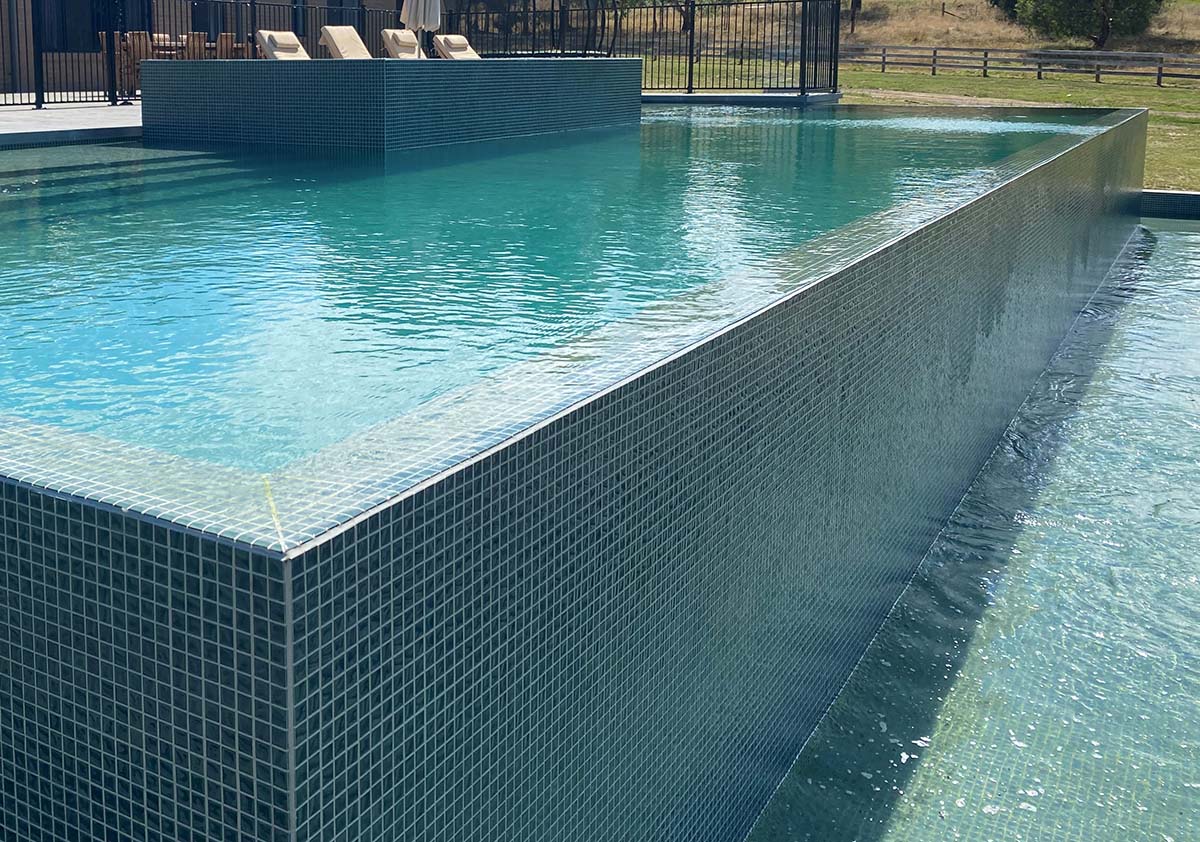 Blue Gum CMC595 fully-tiled pool and spillway wall