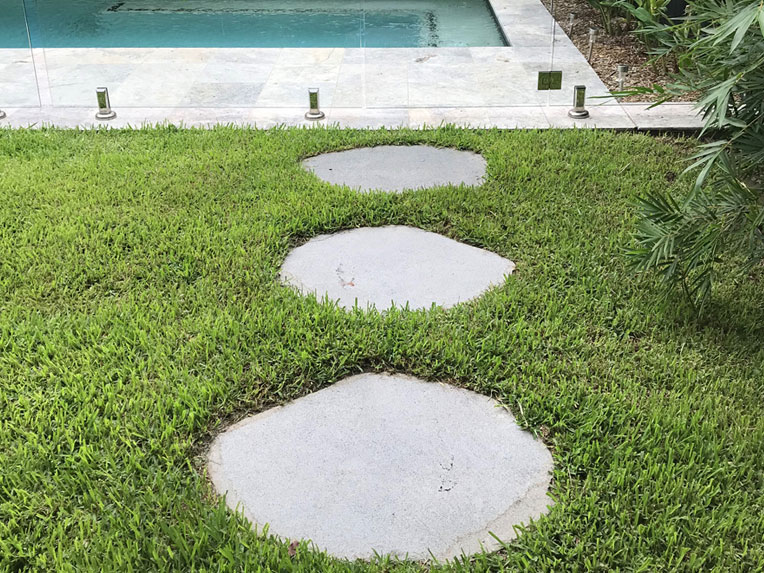 Basalt Flagstone steppers to the pool