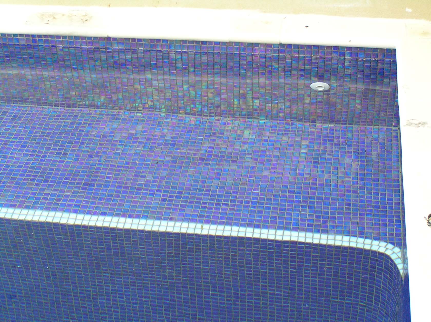 GC130 Dark Blue Pearl fully tiled pool