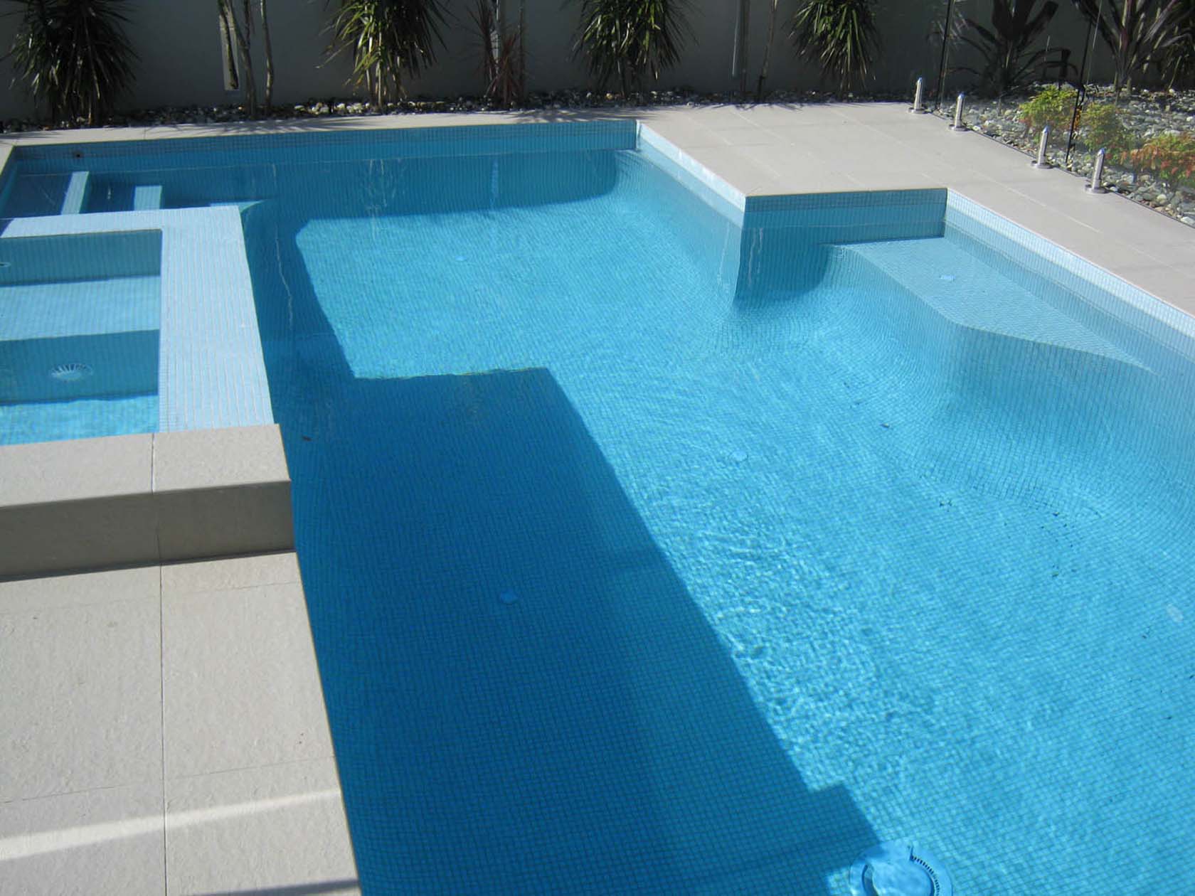 GC155 Pale Blue fully tiled pool and spa