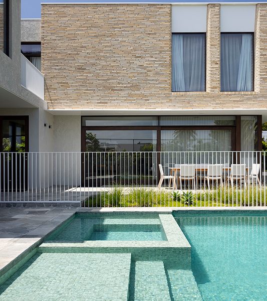 CMC545 Sukabumi fully-tiled pool