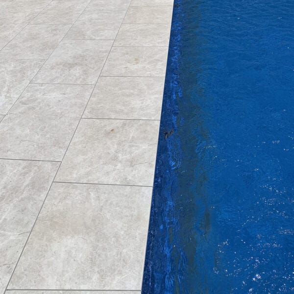 Home 12 Silver Shadow Limestonio 3