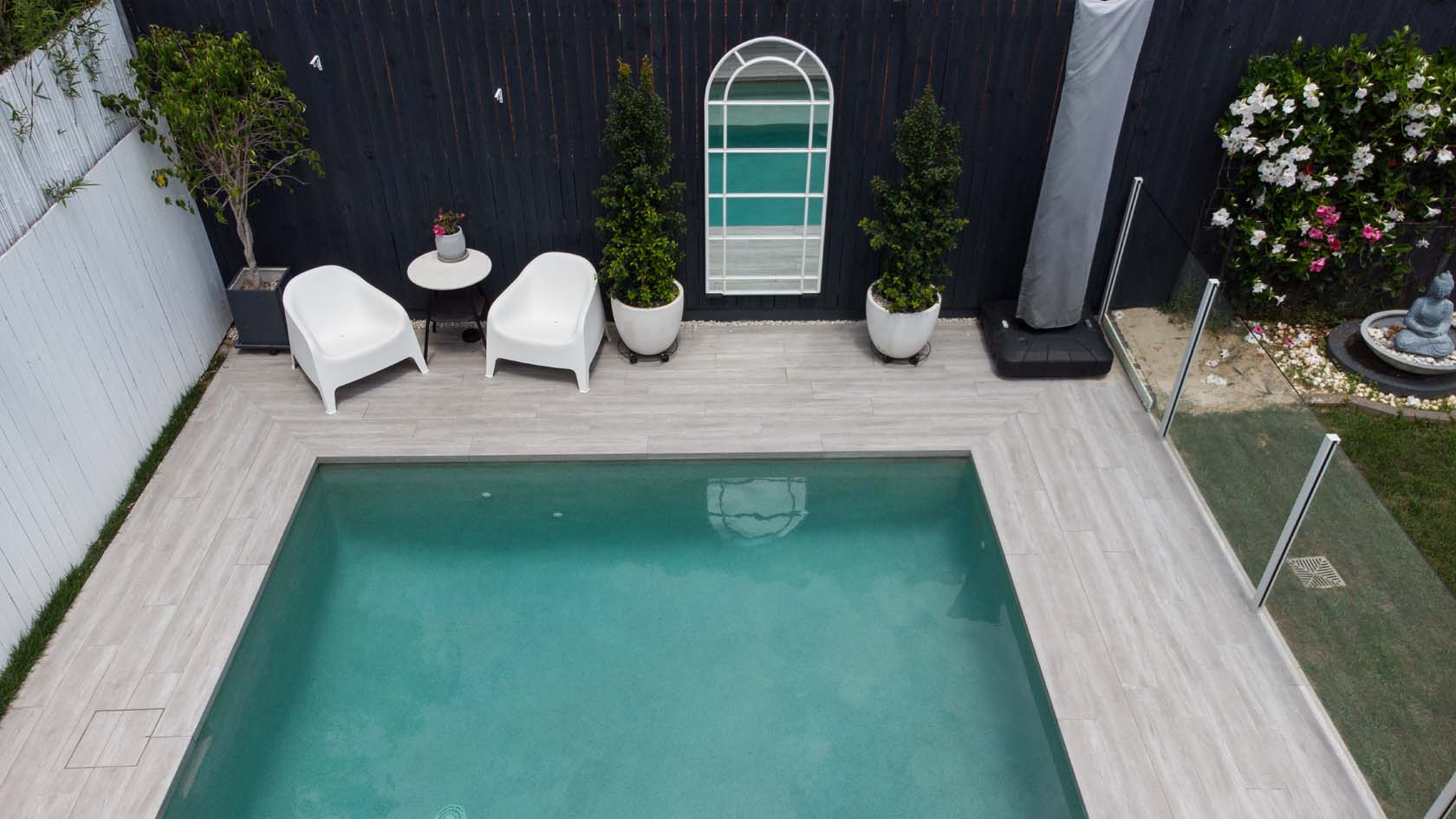 Silver Elm TileDeck pool coping and surround tiles